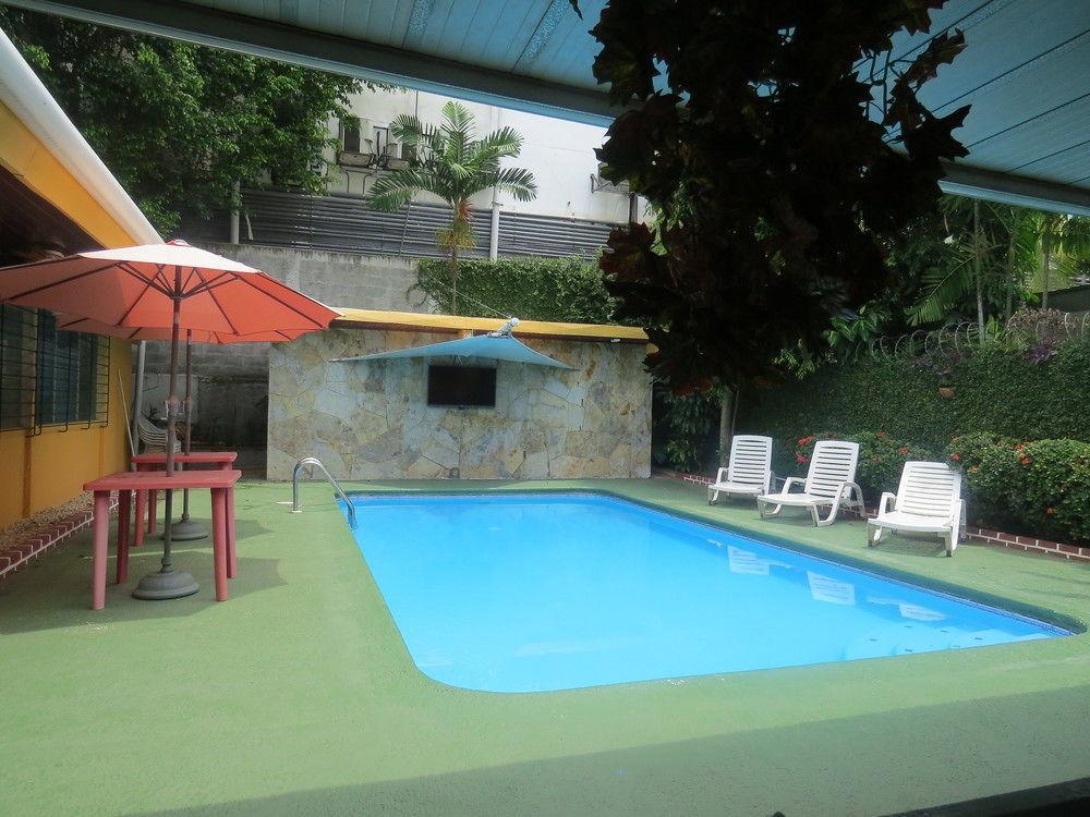 Hostal Cocos Inn Panama Dış mekan fotoğraf