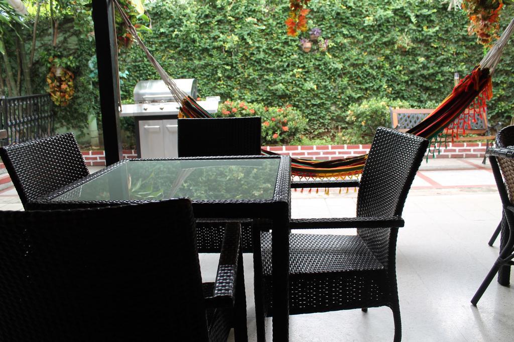 Hostal Cocos Inn Panama Dış mekan fotoğraf