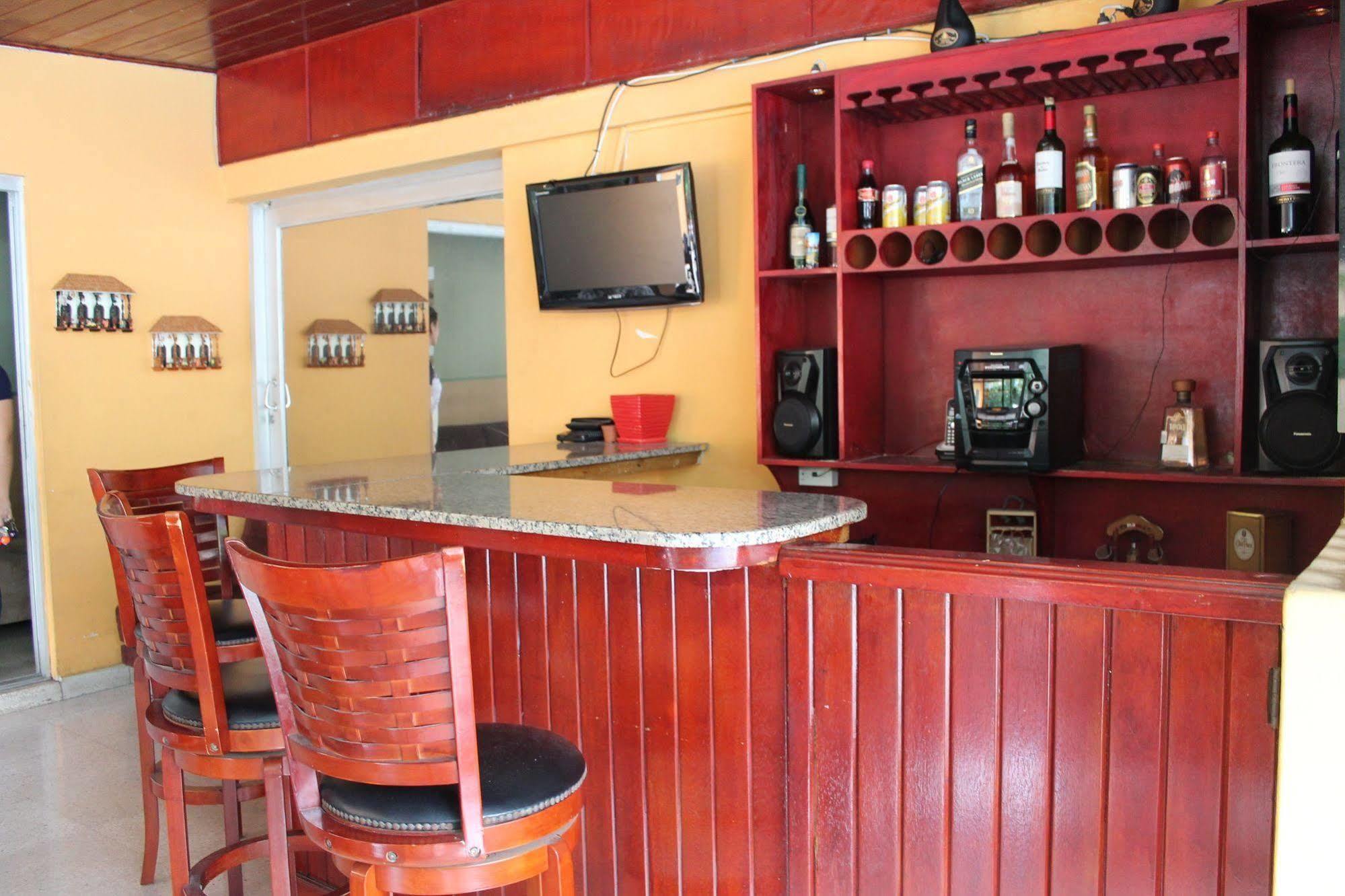 Hostal Cocos Inn Panama Dış mekan fotoğraf